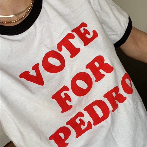 VOTE FOR PEDRO! T shirt - Picture 2 of 2